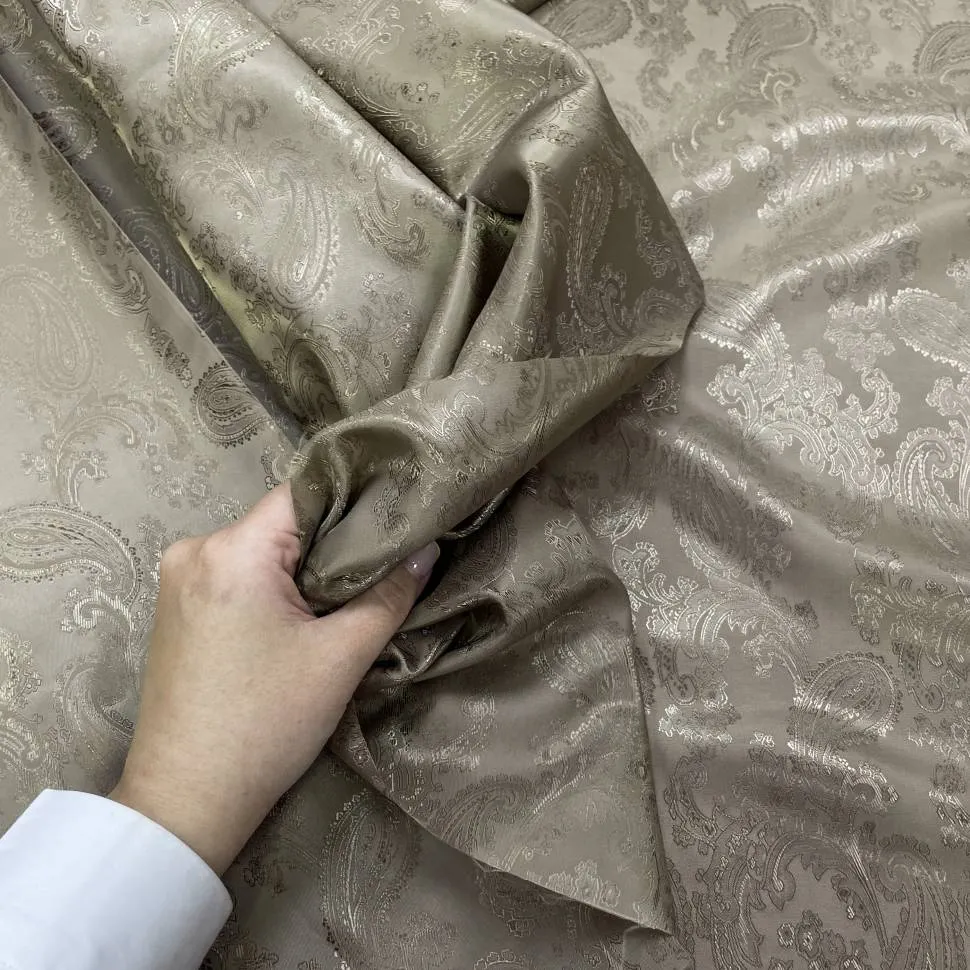 Подклад жаккард огурцы кр. 117-674 серо-беж 95гр/м2