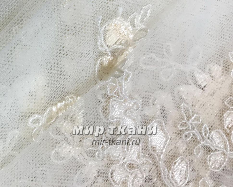 Кружево на сетке "Бэль" цвет.010 кремовый