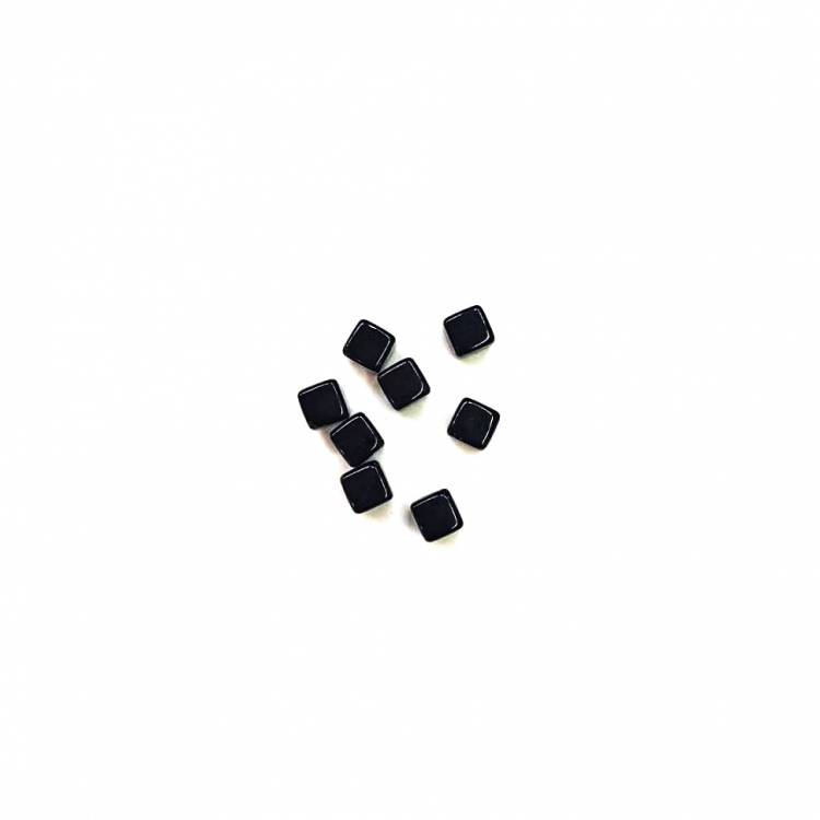 Бусина "Куб" 1,9*1,9 см (черный)