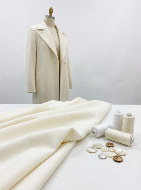 Ткань пальтовая "Дамаст" цвет молочный 370 г/м2