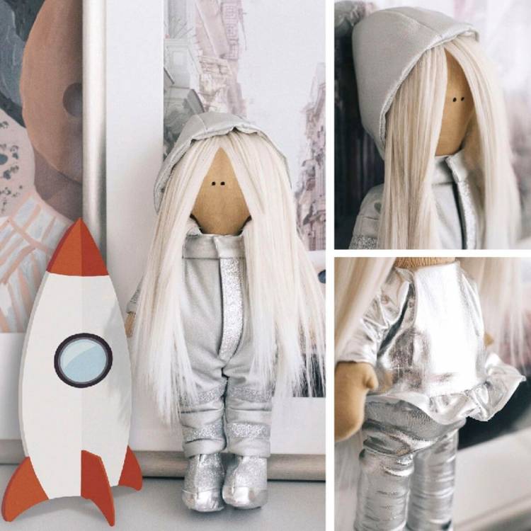 Интерьерная кукла "Космонавт Дакота"