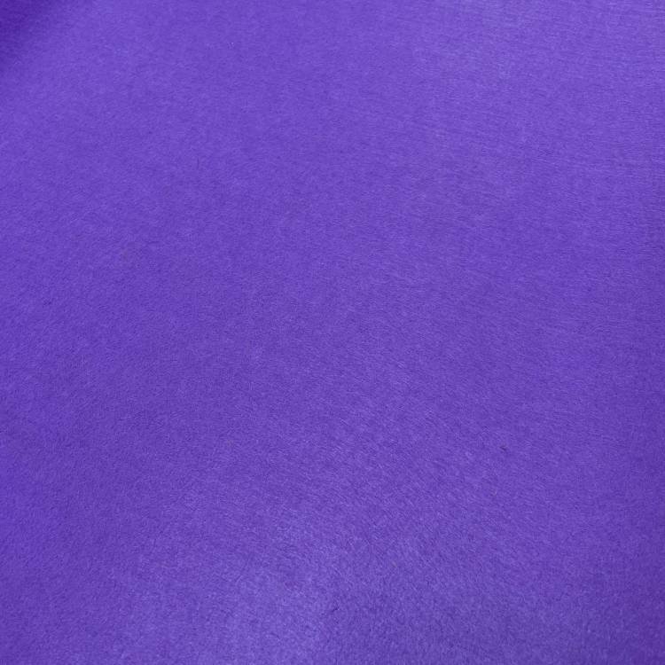Фетр однотонный 2мм. цвет фиолетовый