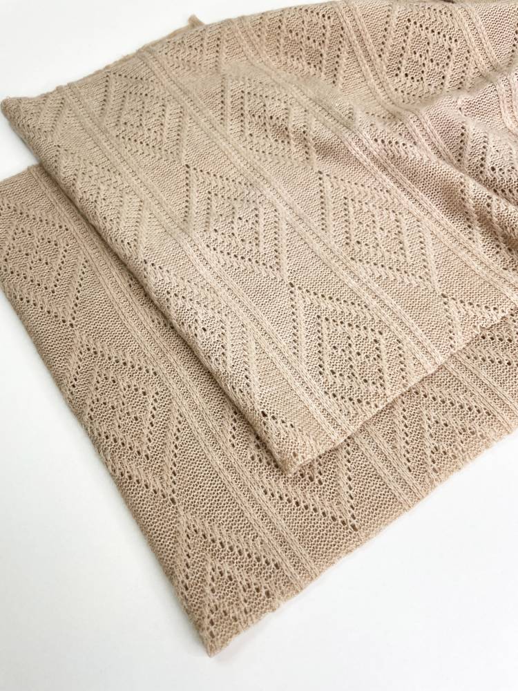 Орыс порно мама ұлының мүшесіне отырды