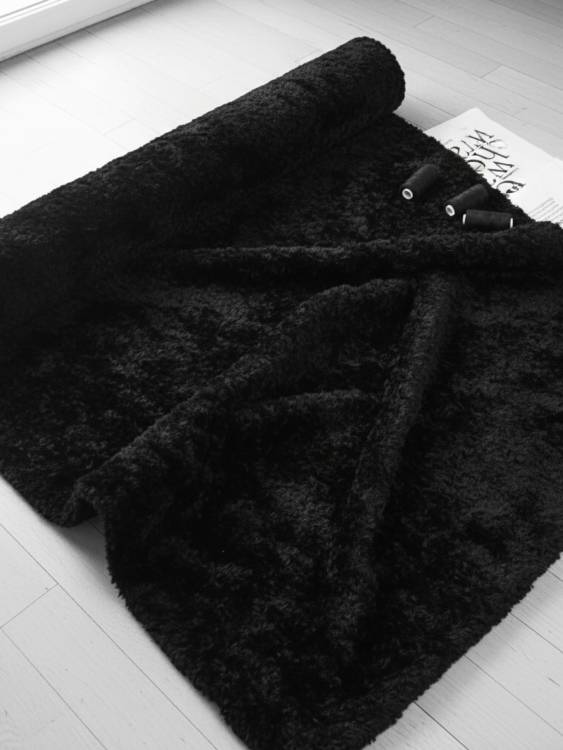 Мех трикотажный "Долли" цвет чёрный