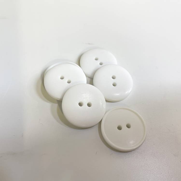 Пуговица PS17 White 36L